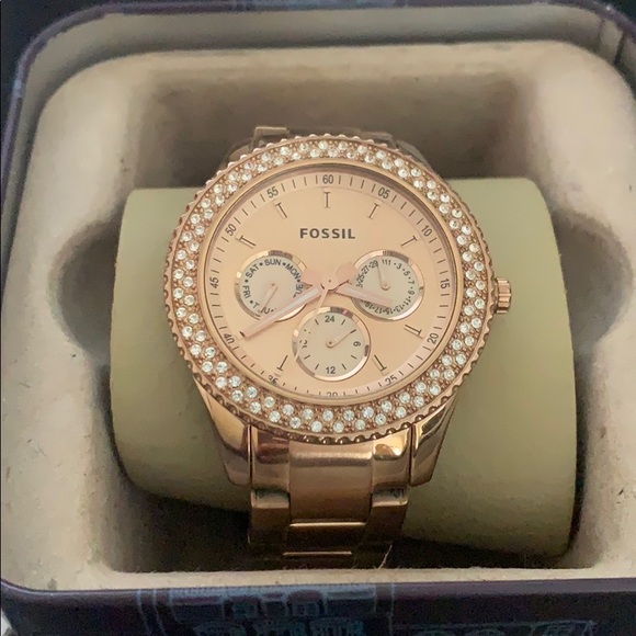 Fossil Watch - Picture 2 of 3